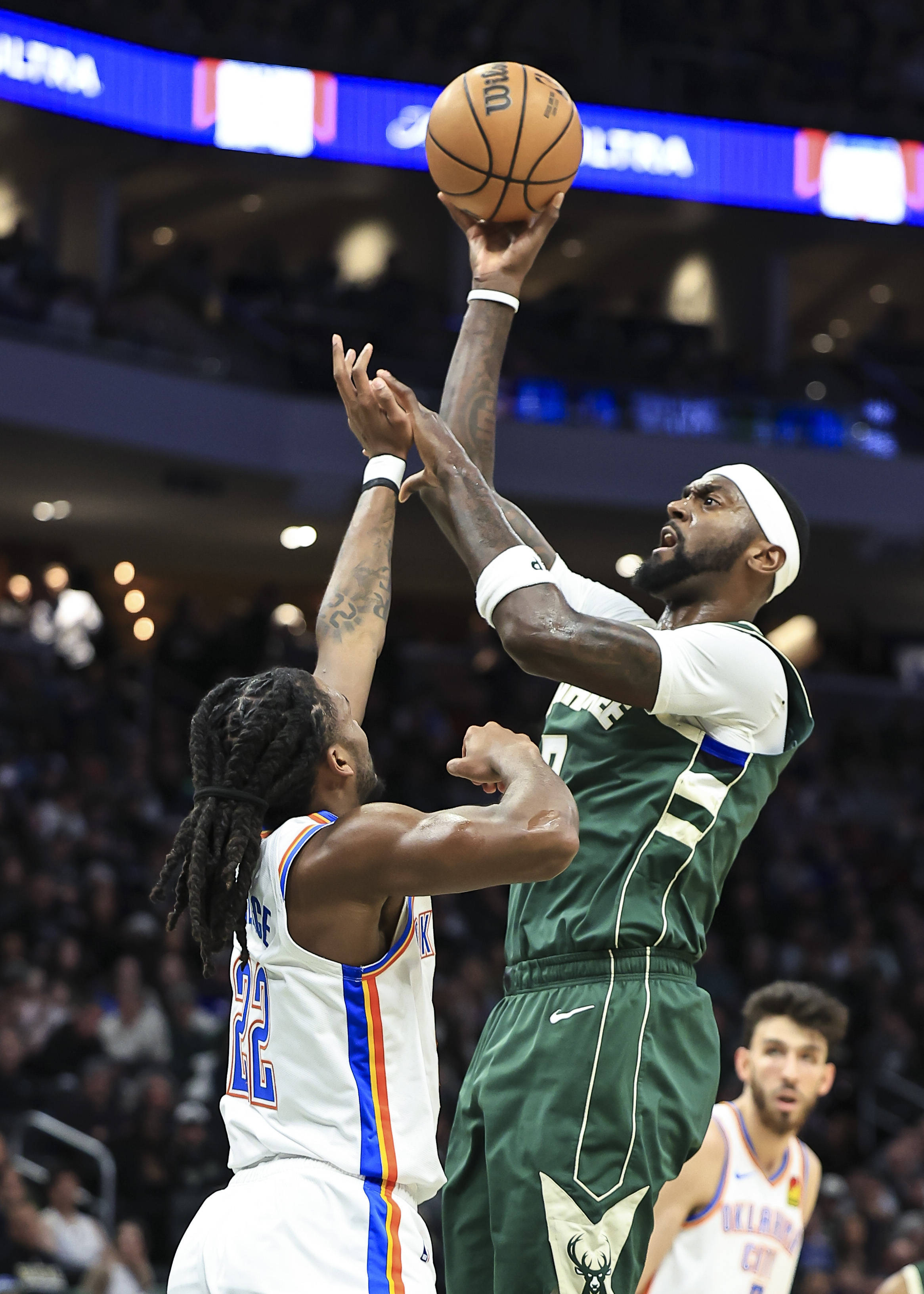 包含从密尔沃基雄鹿绝杀压哨备战NBA总决赛到东京奥运怒砍25分，金州勇士围绕NBA总决赛官宣签约的词条